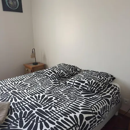 Vue Rhune - Piscine Apartament